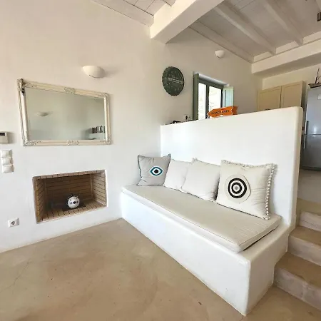 Outlandos D'amour In Antiparos Agios Georgios (Antiparos)