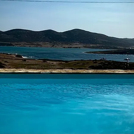 Outlandos D'amour In Antiparos * Agios Georgios (Antiparos)